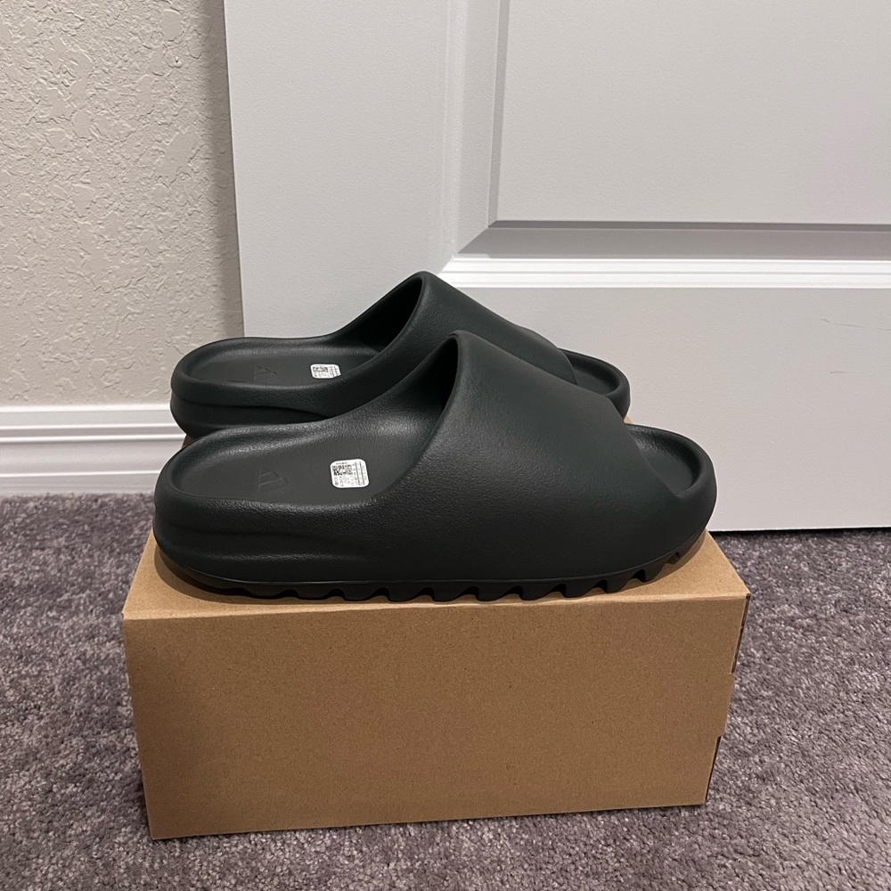 Yeezy Slides